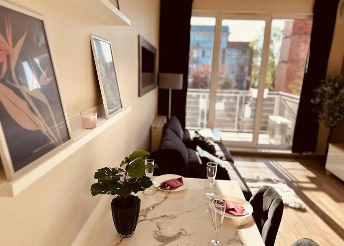 Green Stone Apartment II